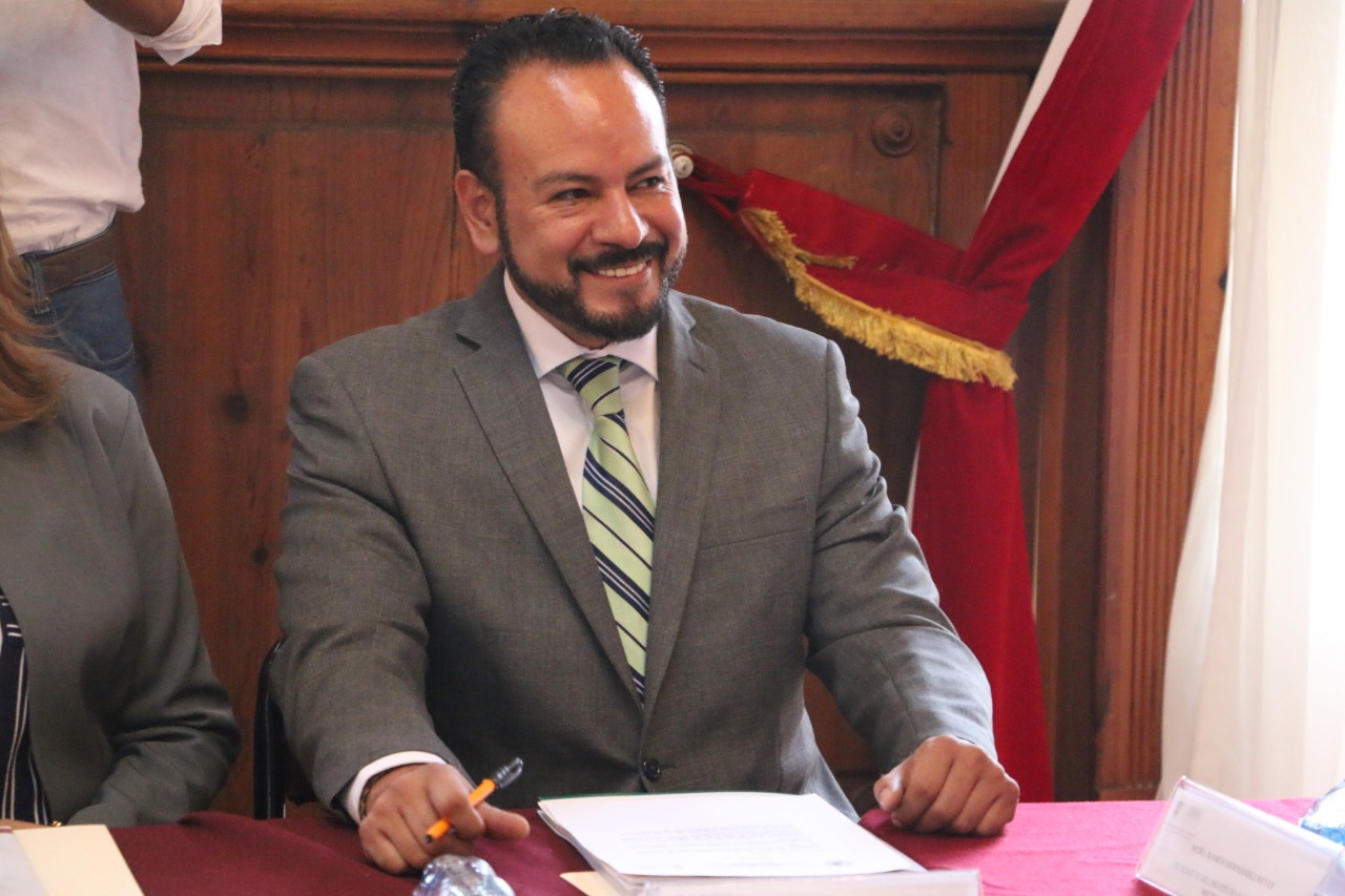 El Magistrado Salvador Alejandro Pérez Contreras se integra al comité del Parlamento Infantil