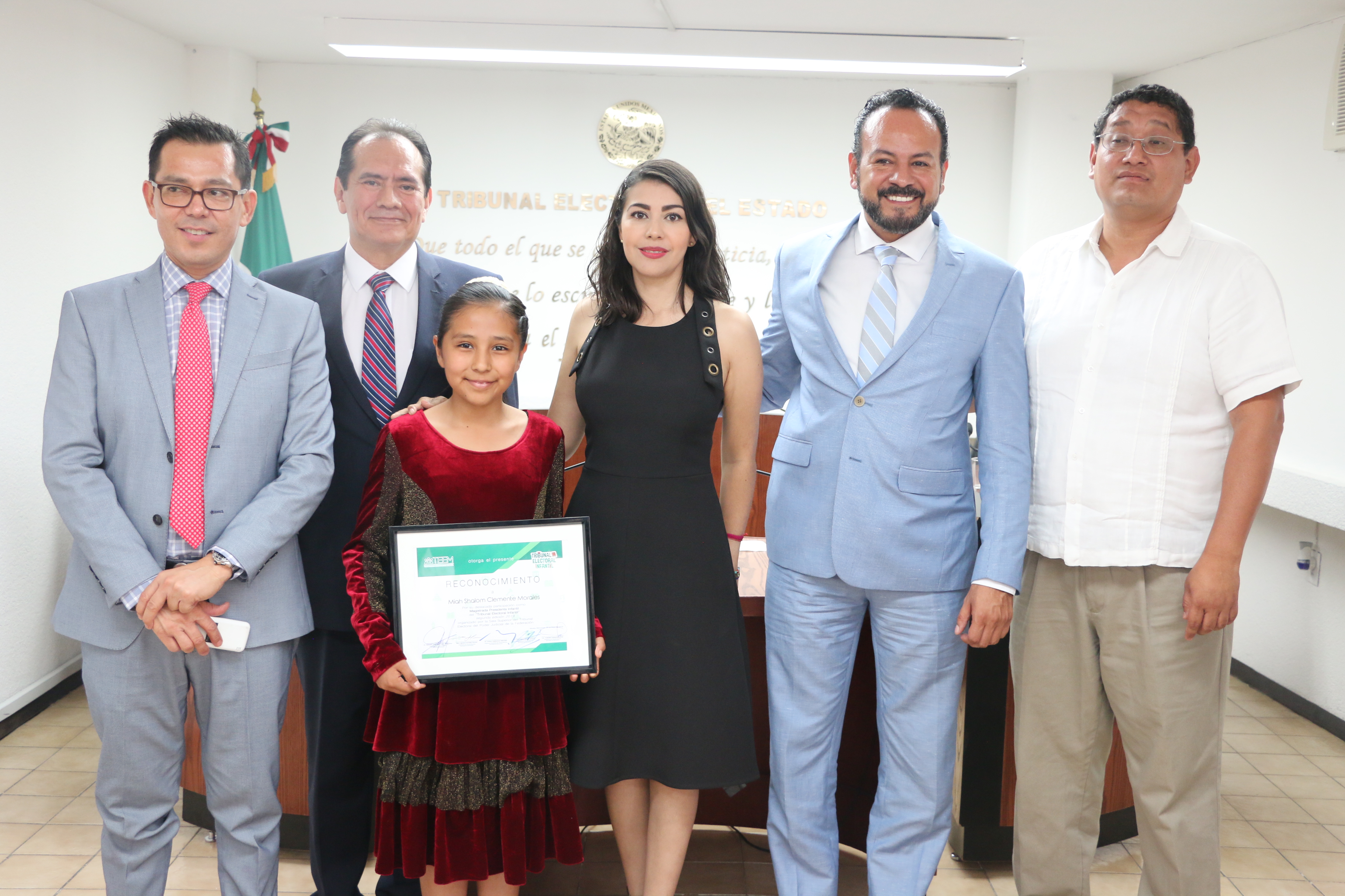 Reconoce TEEM a Miah Shalom Clemente Morales por ser Magistrada Presidenta del TEPJF