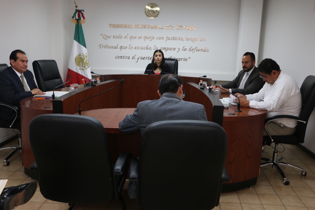 Ordena TEEM reunión entre Ayuntamiento de Nahuatzen y Consejo Comunal de Comachuén