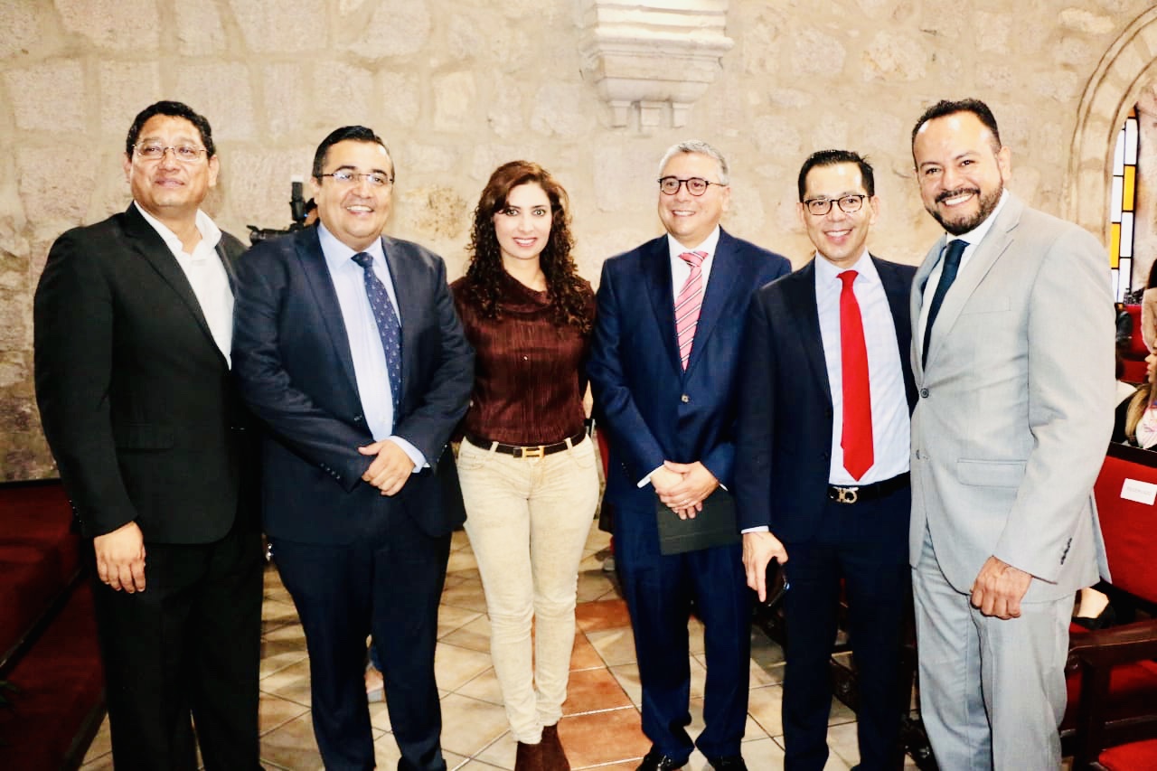 Debaten mujeres michoacanas por la igualdad política.