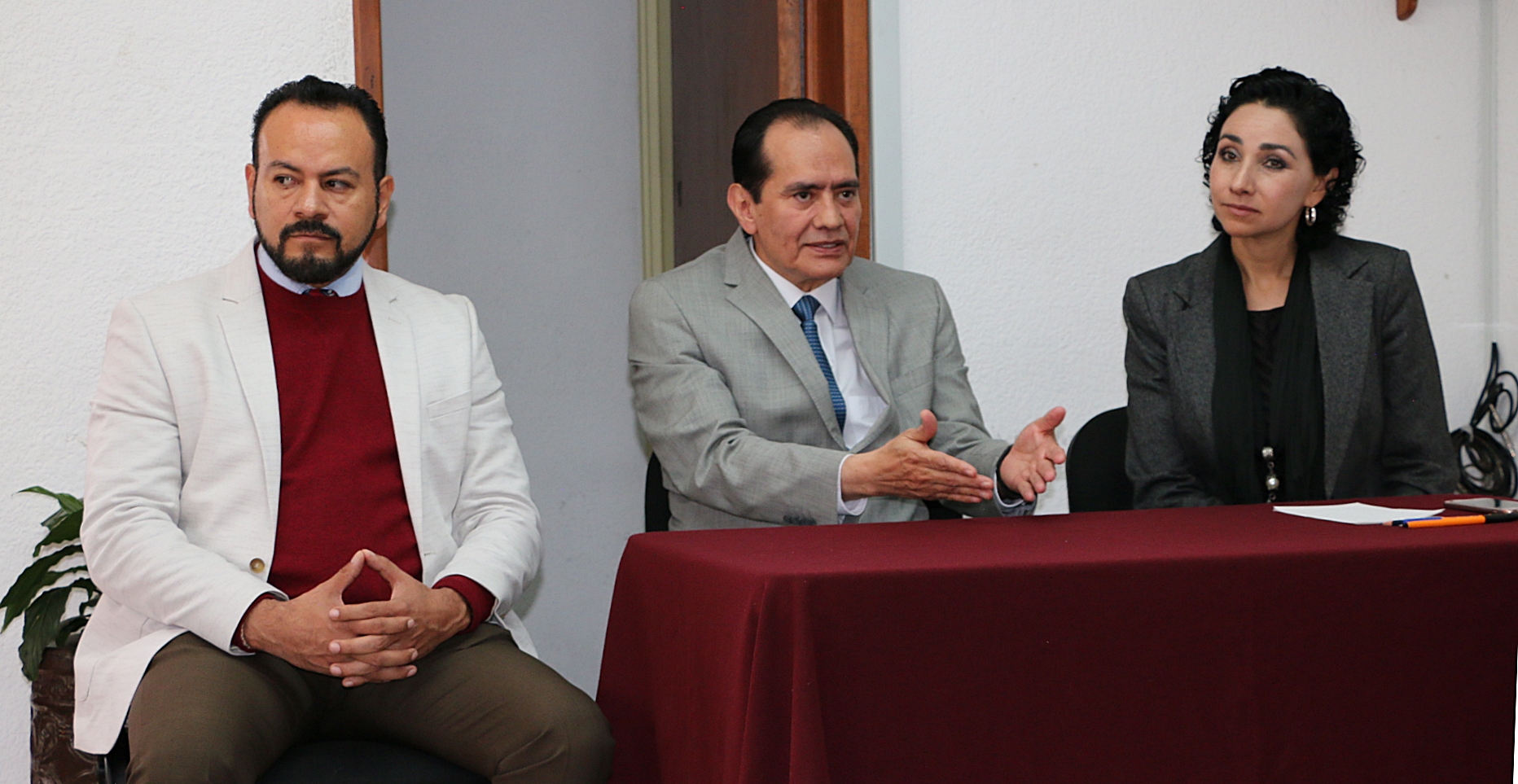 Magistrados recibieron en audiencia a integrantes de la comunidad de Comachuén, perteneciente a Nahuatzen