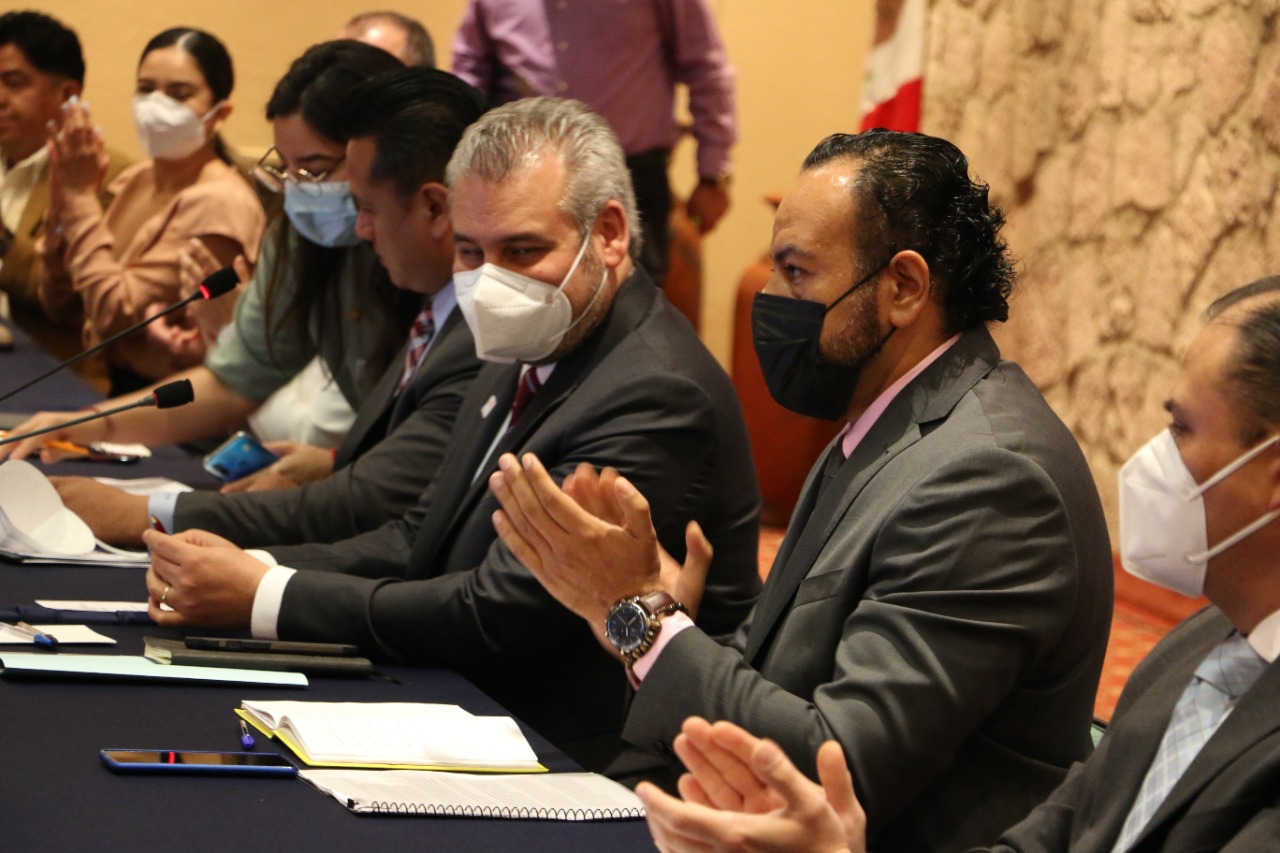 ASISTEN MAGISTRADAS Y PRESIDENTE DEL TEEM A MESA DE TRABAJO PARA ATENDER PRESUPUESTO A PUEBLOS INDÍGENAS, CONVOCADA POR GOBIERNO DEL ESTADO 