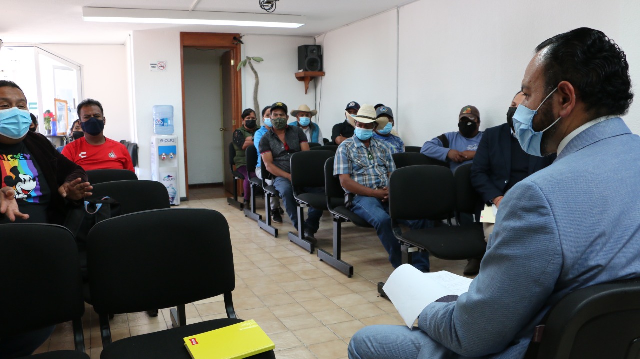 ATIENDE MAGISTRADO PRESIDENTE A HABITANTES DE LA TENENCIA DE ZIRAHUÉN