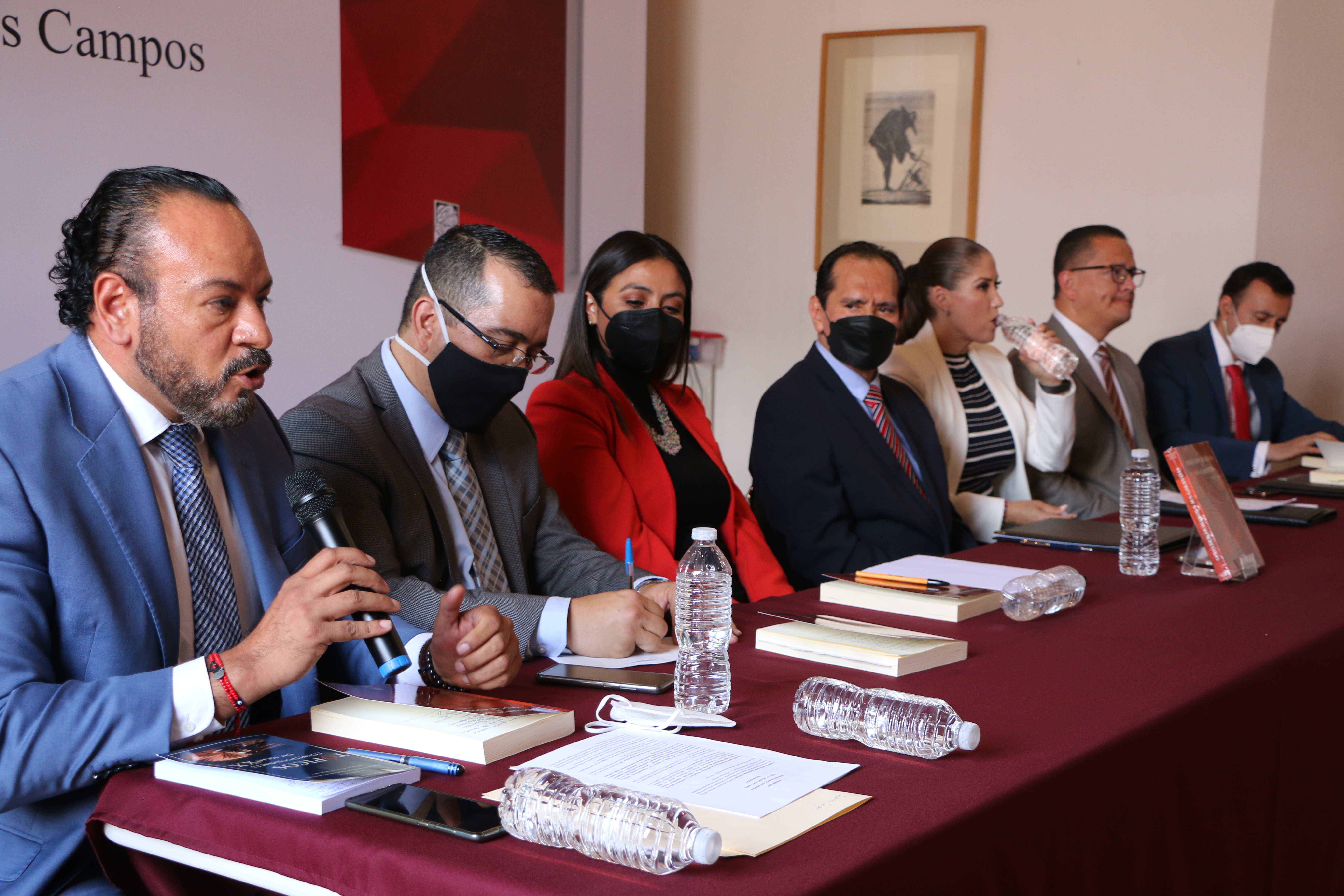 PARTICIPA MAGISTRADO SALVADOR ALEJANDRO COMO COMENTARISTA DE LIBRO 