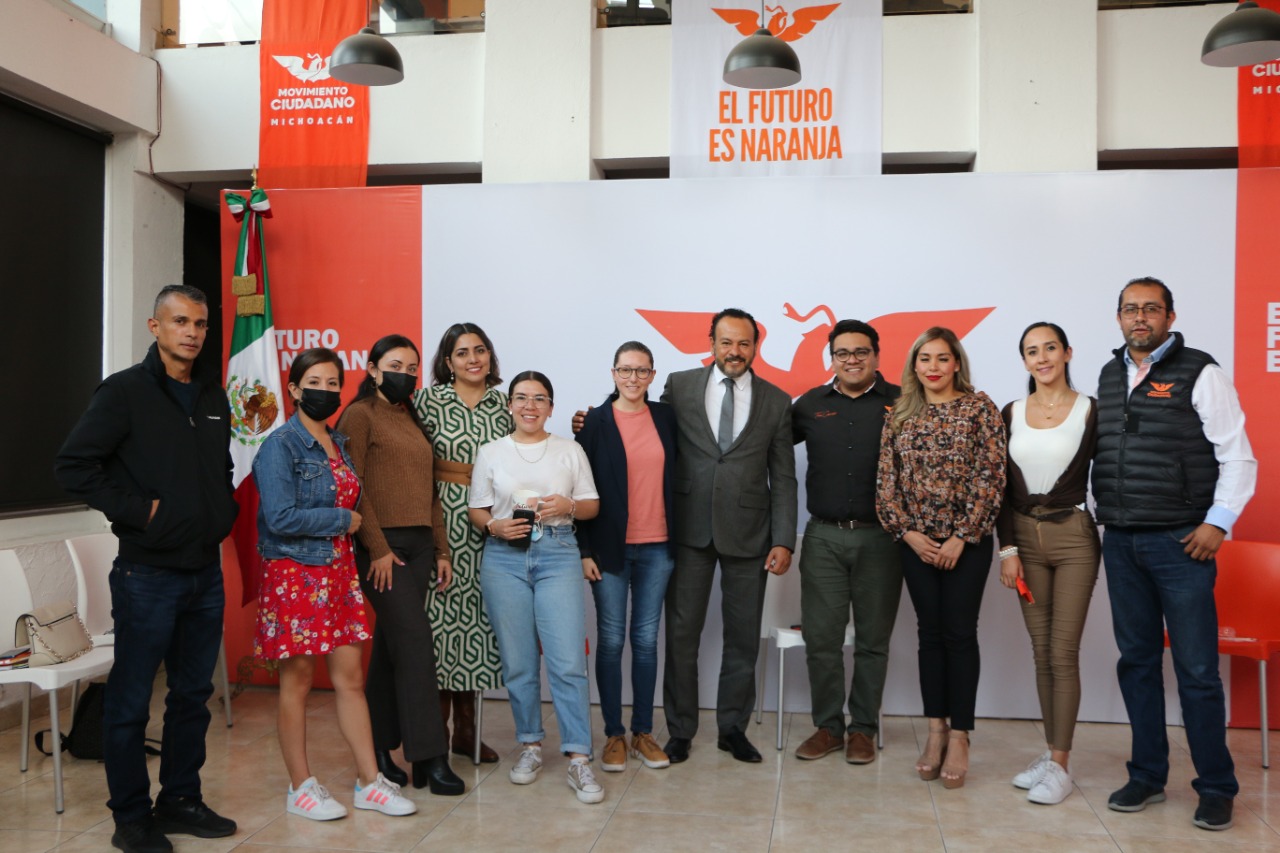 ACERCAN SERVICIOS DE LA DEFENSORÍA JURÍDICA DEL TEEM A LA CIUDADANÍA  