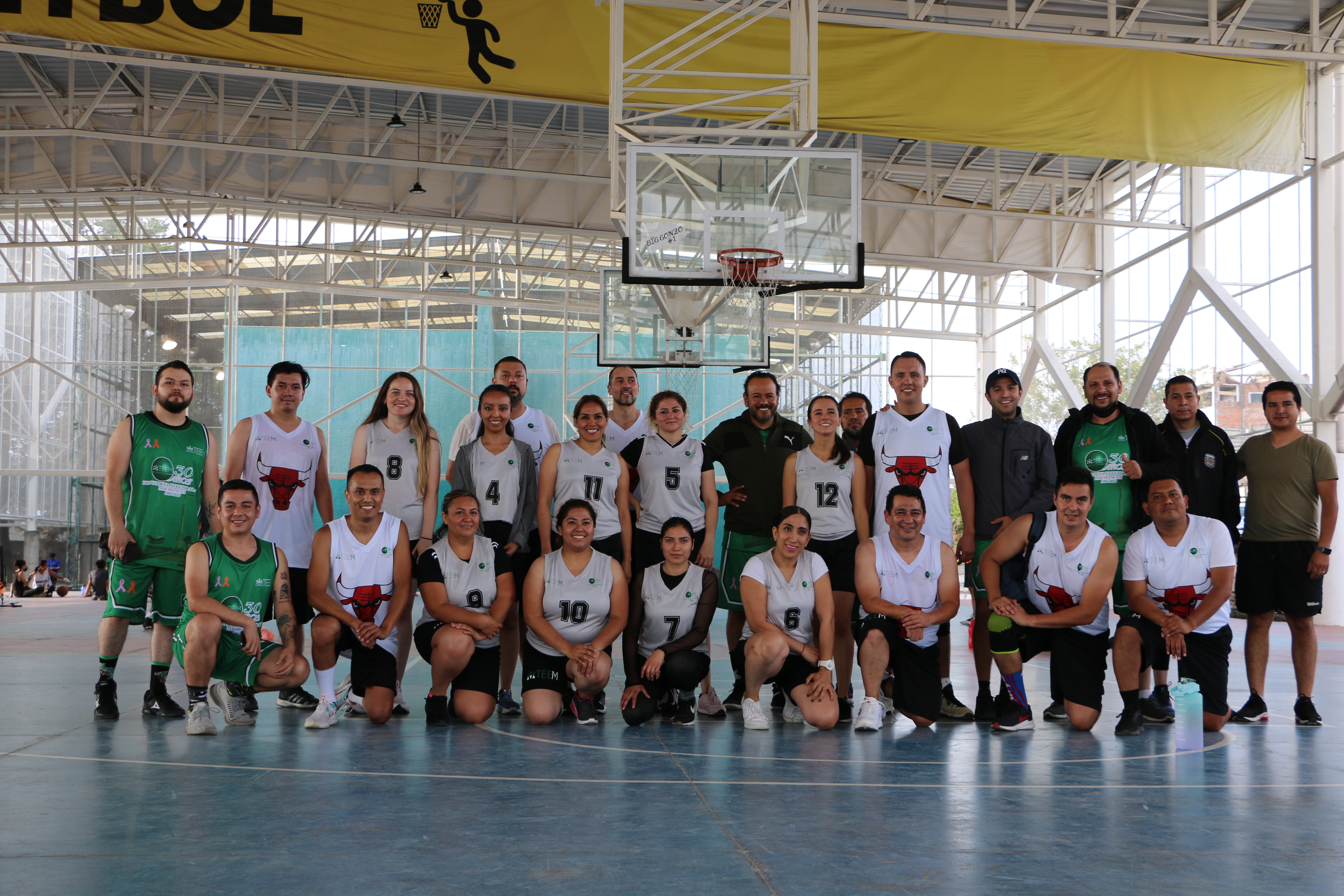 JUEGAN TORNEO RELÁMPAGO DE BÁSQUETBOL VARONIL Y FEMENIL, ORGANIZADO POR EL TEEM